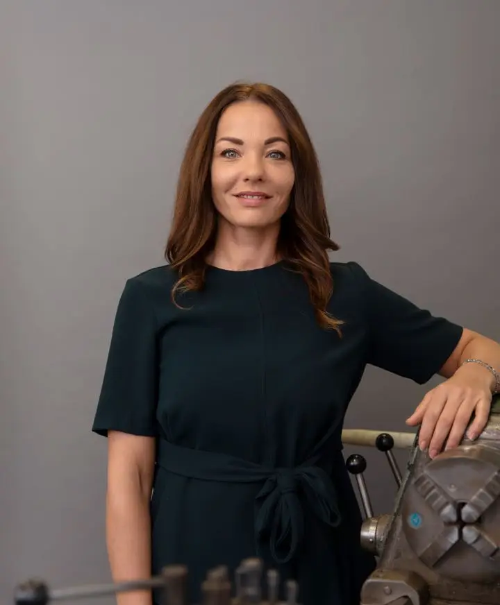 Ritratto di Lucia Mainardi, Direttore Generale di Doma-Tech, responsabile per finanze, contabilita, vendite, marketing e assistenza clienti